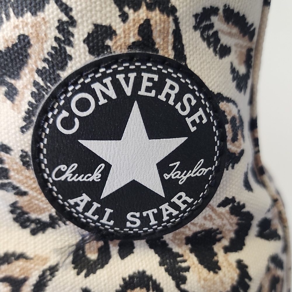 Converse All Star Chuck Taylor, Women's Wild Leopard High-Tops.☆❤️☆ - Picture 2 of 14